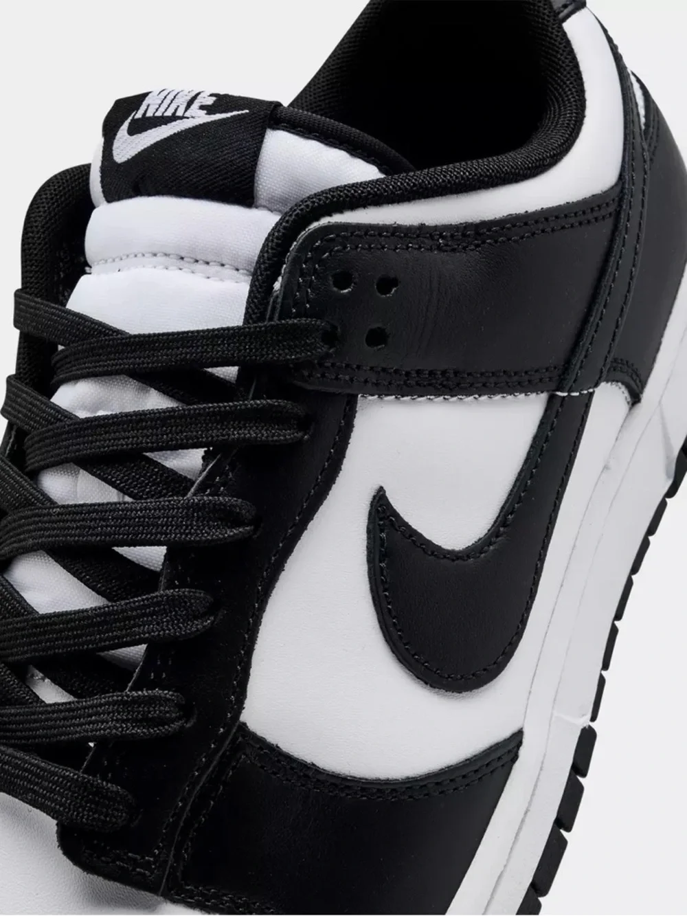 NIKE new 2021 Panda Dunk Low Retro Sneakers - Picture 14 of 17